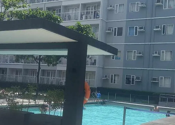 Apartamento Trees Residences 1 Bedroom With Netflix And Bluetootth Karaoke Speaker With 2 Mini Microphone Manila