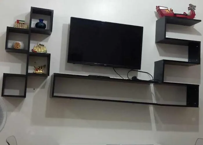 Trees Residences 1 Bedroom With Netflix And Bluetootth Karaoke Speaker With 2 Mini Microphone *