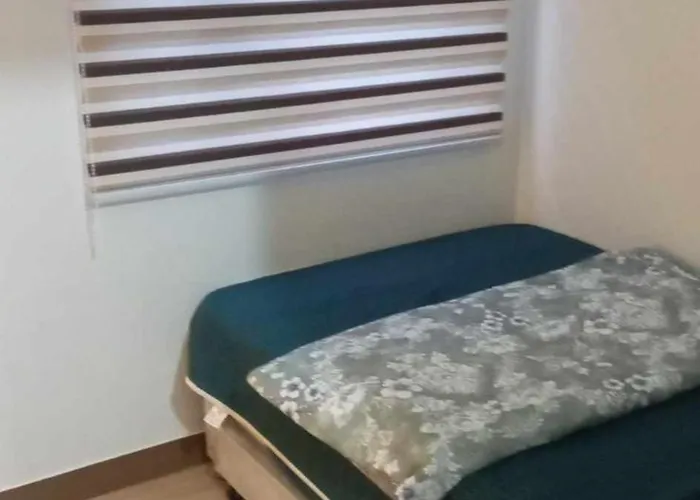 Trees Residences 1 Bedroom With Netflix And Bluetootth Karaoke Speaker With 2 Mini Microphone