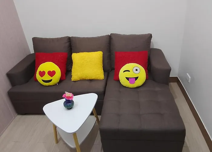 Trees Residences 1 Bedroom With Netflix And Bluetootth Karaoke Speaker With 2 Mini Microphone Apartamento *
